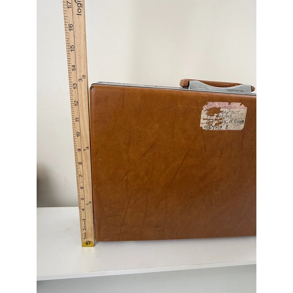 Vintage Samsonite Hard Shell Briefcase Tan Faux Leather Attache Case 18x13x5